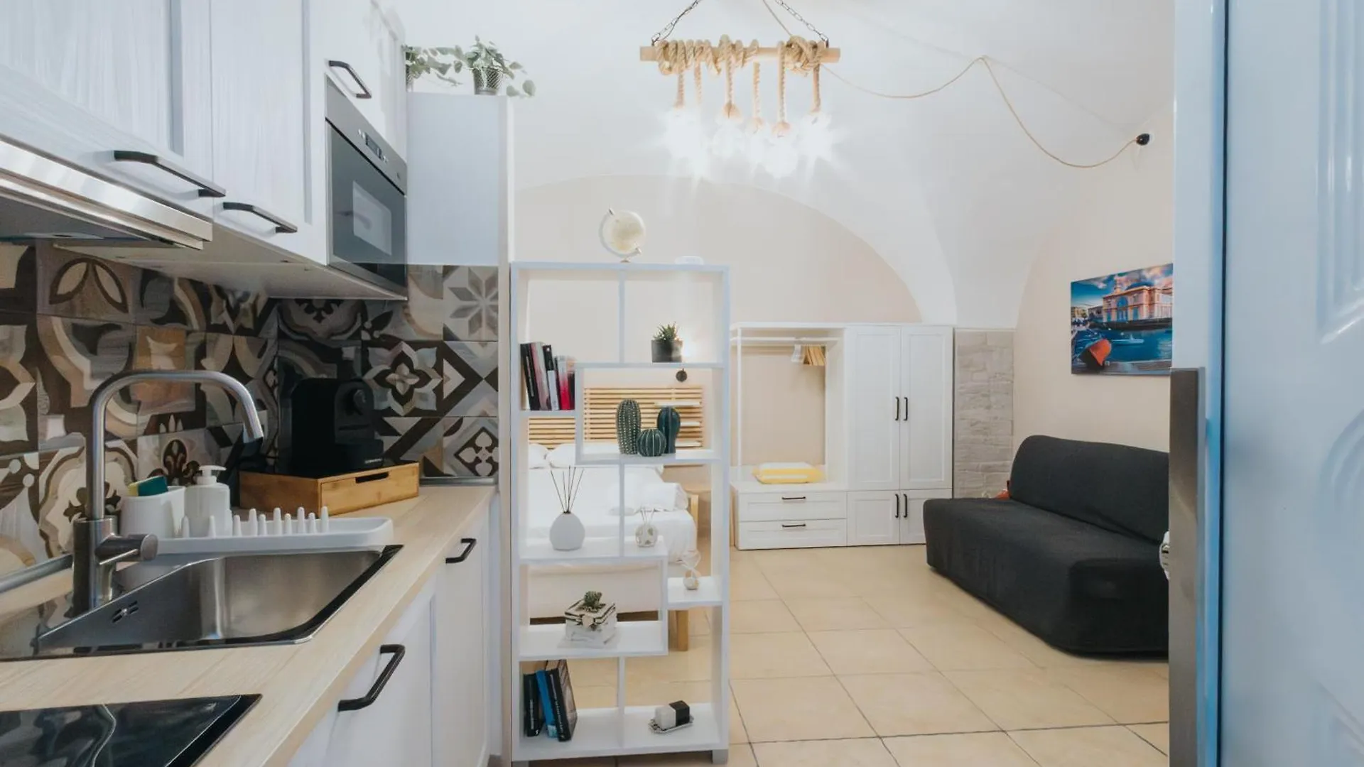 Апартаменты Desire Home Бари Италия