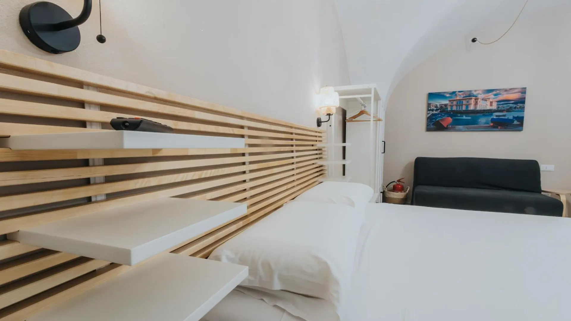 Desire Home Бари Апартаменты